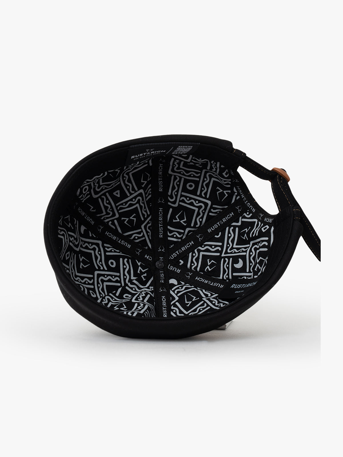 Docker Hat - The Indians Collection - Red Indian - Siyah/Altın