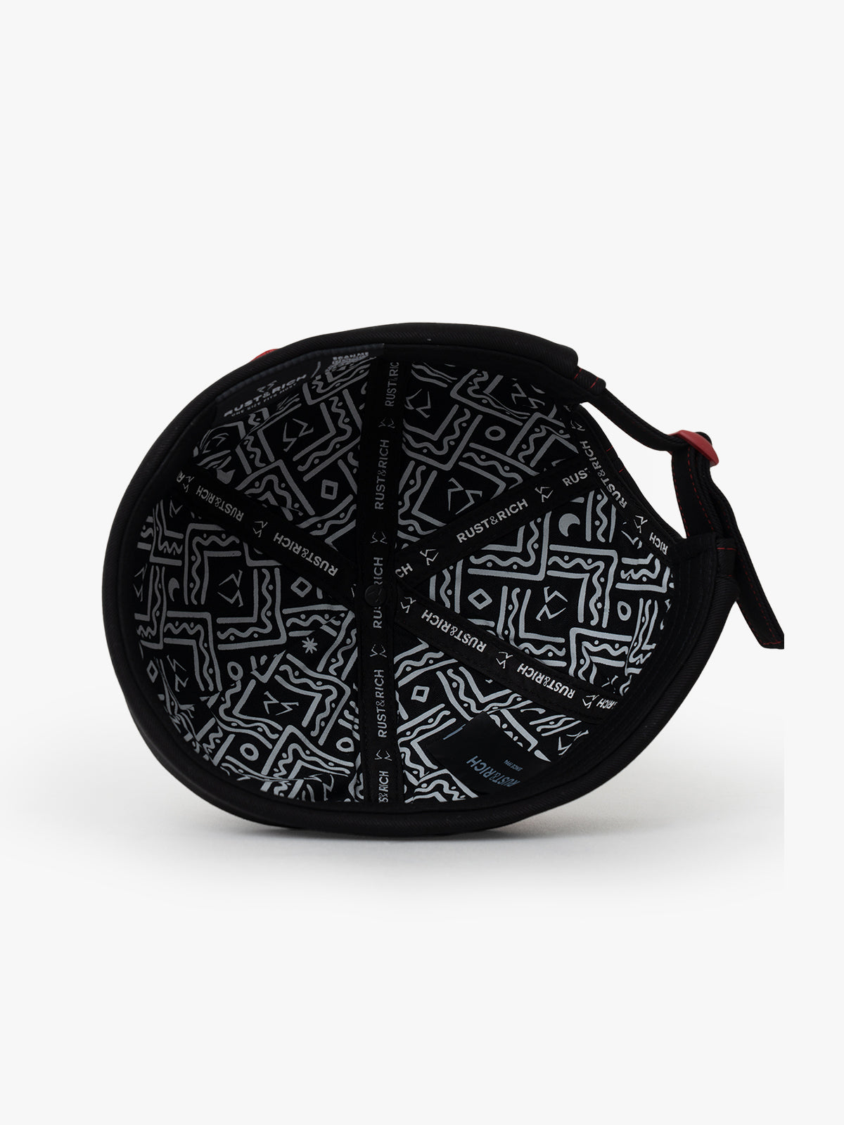 Docker Hat - The Indians Collection - Red Indian - Siyah/Kırmızı